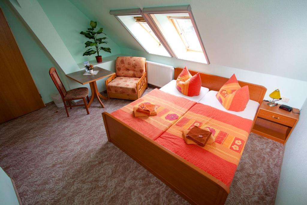 Christel's Pension Brandenburg an der Havel Zimmer foto